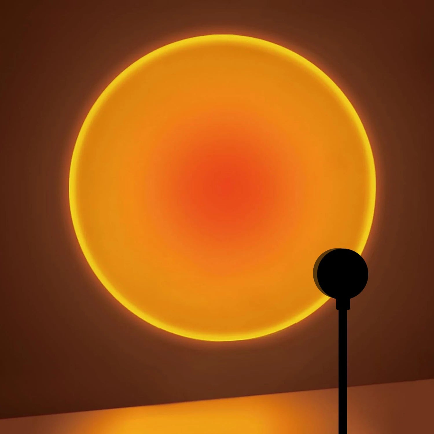 Sunset projection lamp with warm orange glow, multi-angle rotatable, USB powered