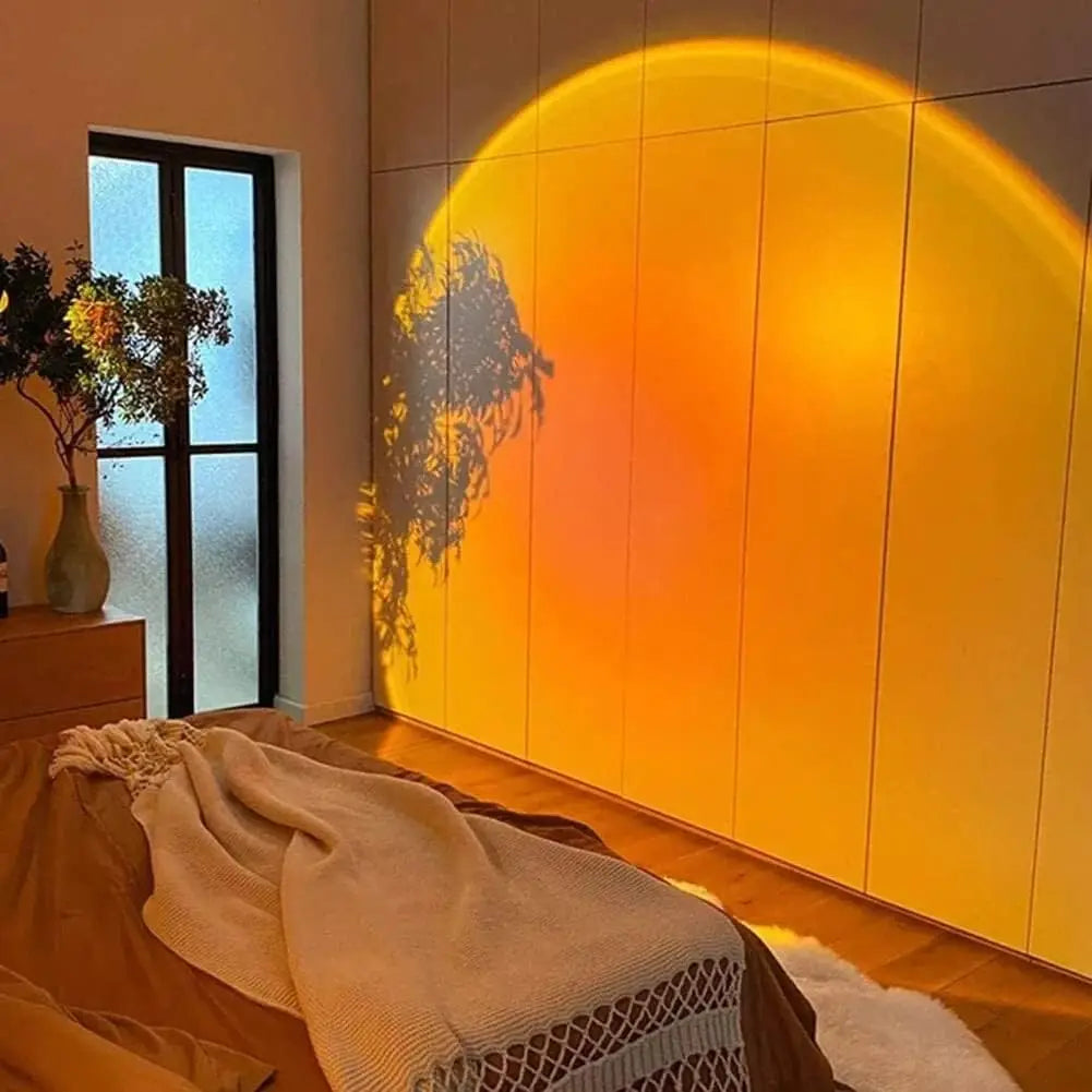 Sunset projection lamp with warm orange glow, multi-angle rotatable, USB powered